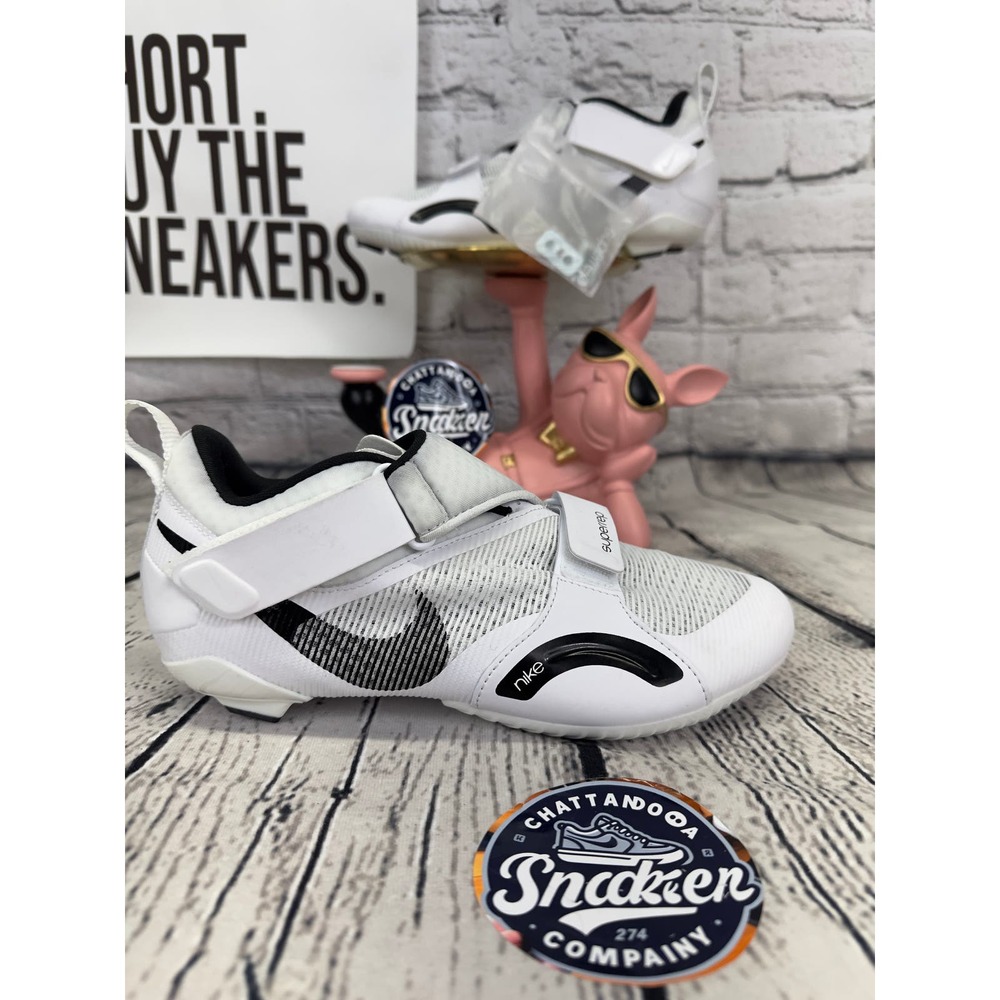 Nike Women’s White Black Training Sneakers